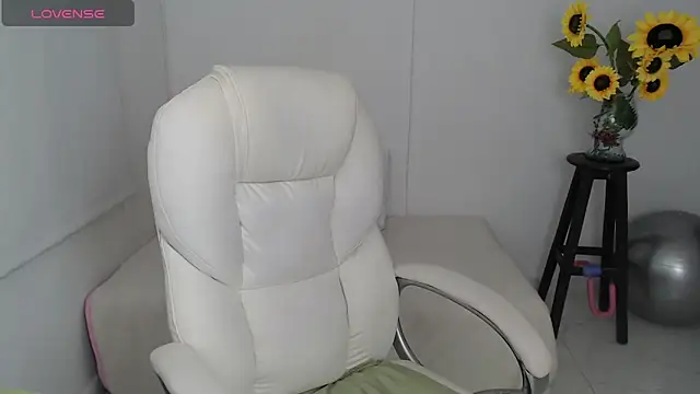 Ghada milf online show from 11, 10, 2025