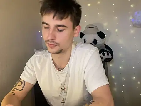 Mike severi2 online show from 26, 2, 2025