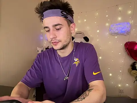 Mike severi2 online show from 23, 2, 2025