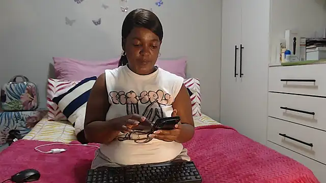Amberbela online show from 21, 5, 2026
