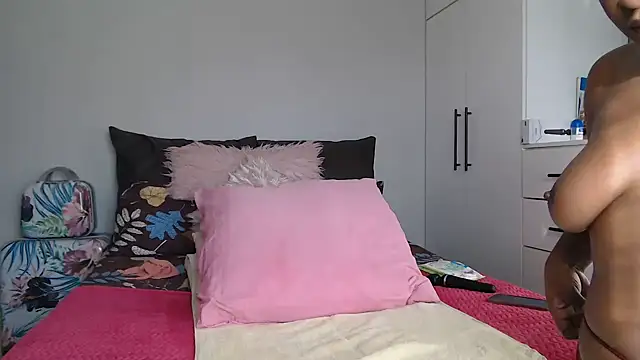 Amberbela online show from 18, 11, 2025