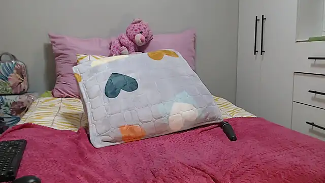 Amberbela online show from 22, 5, 2026