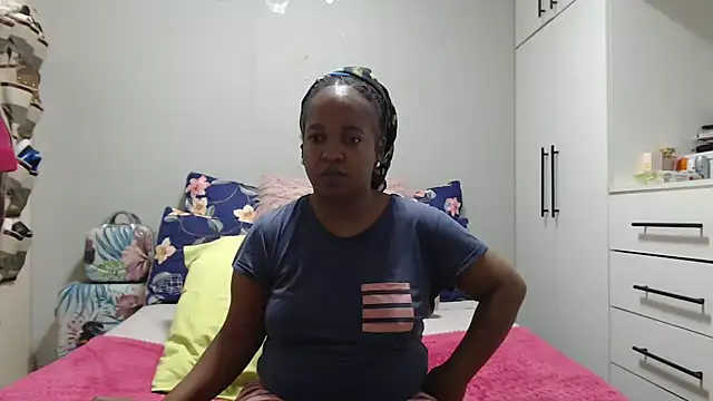 Snapshot of Amberbela chatting on 16, 7, 2026 Amberbela online show from 16, 7, 2026