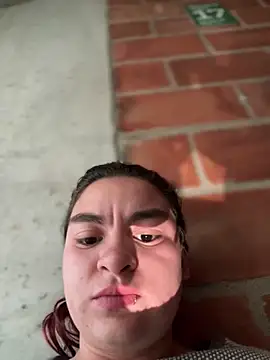 MiaLujan  online show from 31, 3, 2026