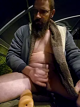 Snapshot of TRebelG chatting on 13, 11, 2025 TRebelG online show from 13, 11, 2025