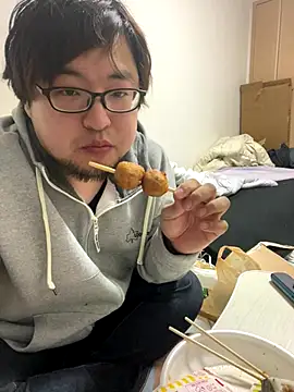 yuuki198912 online show from 26, 11, 2025