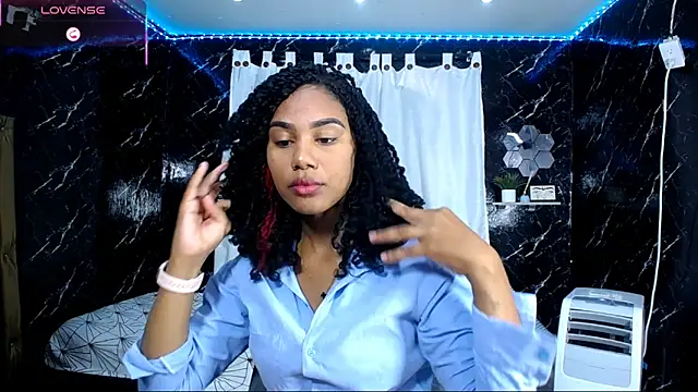 Hillary queen online show from 12, 9, 2025