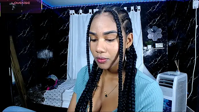 Hillary queen online show from 13, 10, 2025