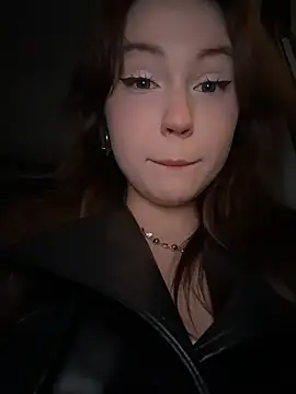 Snapshot of Peachy_Dream chatting on 8, 11, 2025 Peachy Dream online show from 8, 11, 2025