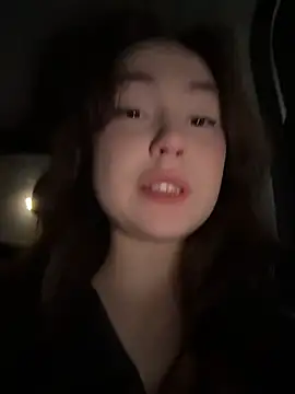 Peachy Dream online show from 14, 12, 2025