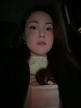 Snapshot of Peachy_Dream chatting on 28, 9, 2025 Peachy Dream online show from 28, 9, 2025