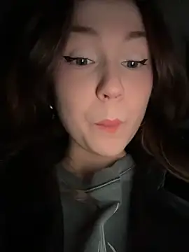 Peachy Dream online show from 9, 3, 2026