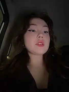 Snapshot of Peachy_Dream chatting on 13, 11, 2025 Peachy Dream online show from 13, 11, 2025