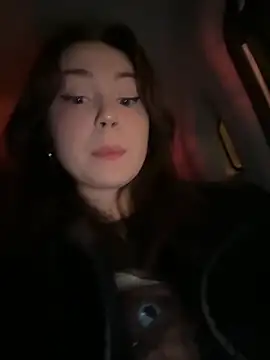 Snapshot of Peachy_Dream chatting on 2, 10, 2025 Peachy Dream online show from 2, 10, 2025