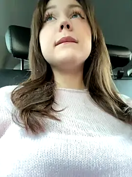 Snapshot of Peachy_Dream chatting on 9, 9, 2025 Peachy Dream online show from 9, 9, 2025