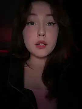 Snapshot of Peachy_Dream chatting on 6, 10, 2025 Peachy Dream online show from 6, 10, 2025