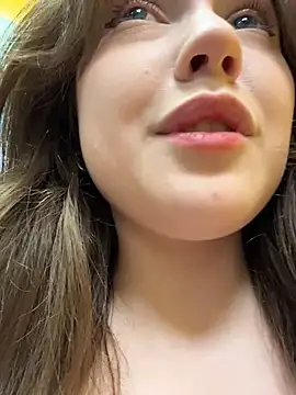 Peachy Dream online show from 13, 12, 2025