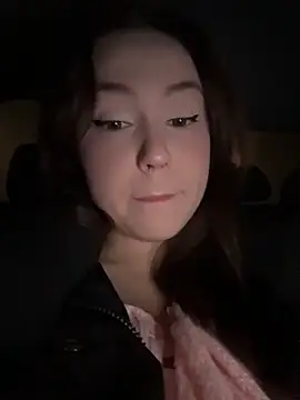 Peachy Dream online show from 18, 1, 2026