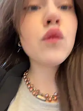 Peachy Dream online show from 12, 4, 2026