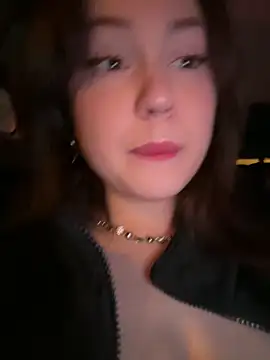 Snapshot of Peachy_Dream chatting on 12, 9, 2025 Peachy Dream online show from 12, 9, 2025