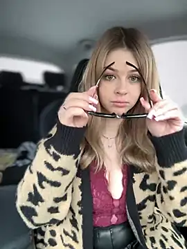 Love Bri online show from 6, 3, 2025