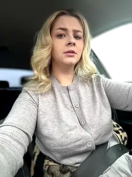 Love Bri online show from 24, 9, 2025