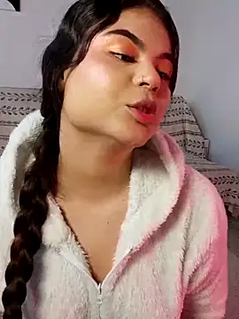 Cleo hills online show from 17, 3, 2025