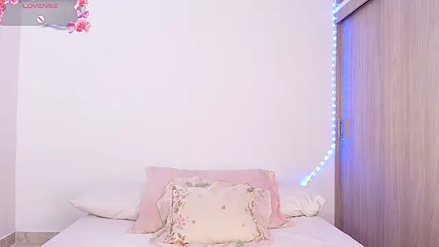 Meganbarko1 online show from 1, 12, 2025