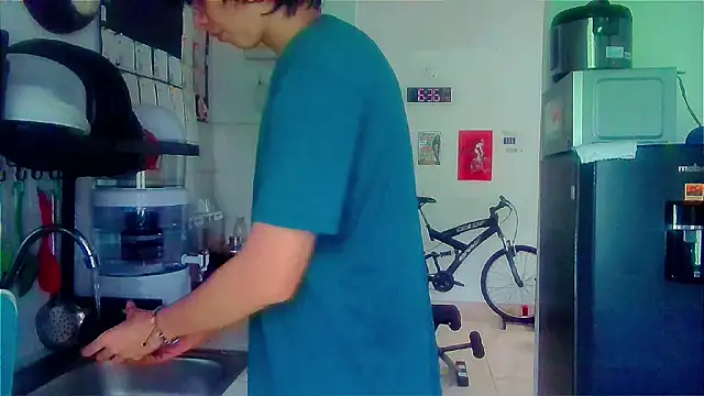 Andy gray online show from 10, 4, 2026