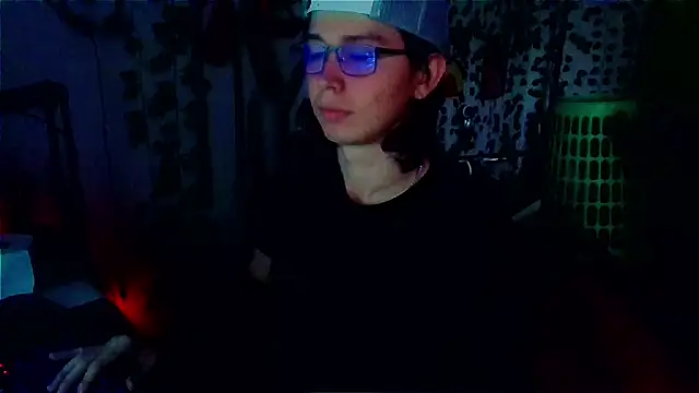 Snapshot of Andy_gray chatting on 4, 7, 2026 Andy gray online show from 4, 7, 2026