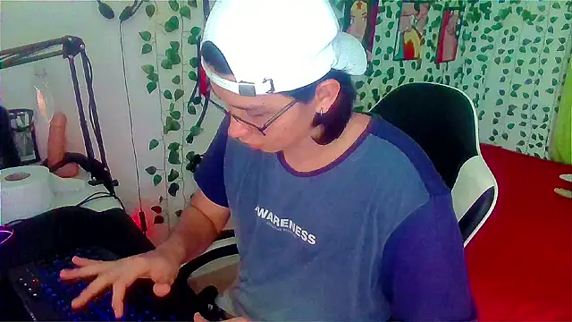 Snapshot of Andy_gray chatting on 12, 6, 2026 Andy gray online show from 12, 6, 2026