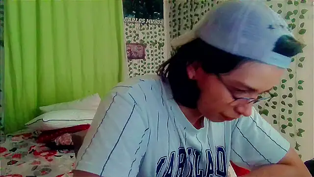 Snapshot of Andy_gray chatting on 27, 6, 2026 Andy gray online show from 27, 6, 2026