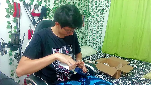 Andy gray online show from 4, 12, 2025