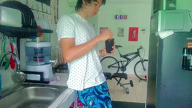 Andy gray online show from 15, 4, 2026