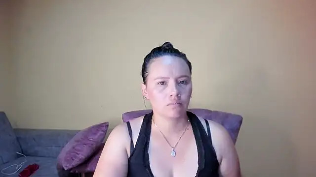 lauraguzman online show from 20, 3, 2026