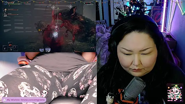 Snapshot of EmGreens chatting on 30, 11, 2025 EmGreens online show from 30, 11, 2025