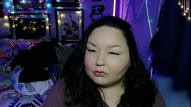 Snapshot of EmGreens chatting on 21, 3, 2025 EmGreens online show from 21, 3, 2025