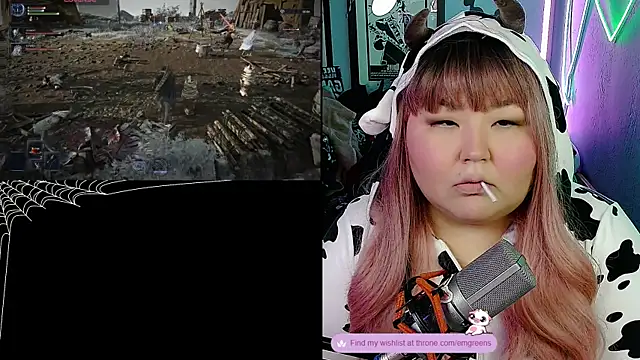 Snapshot of EmGreens chatting on 1, 11, 2025 EmGreens online show from 1, 11, 2025