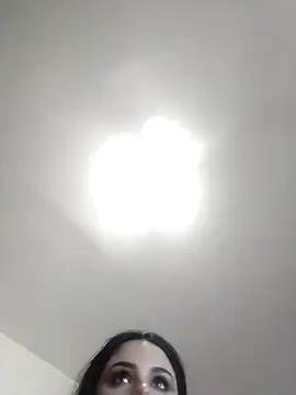 AdelinaJude online show from 19, 1, 2025