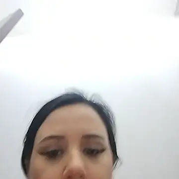 AdelinaJude online show from 20, 10, 2025