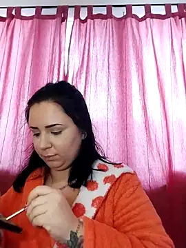 AdelinaJude online show from 23, 2, 2025