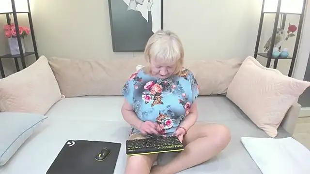 wanessaraso online show from 26, 10, 2025