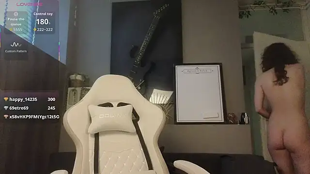 Snapshot of AyreenMoore chatting on 22, 2, 2026 AyreenMoore online show from 22, 2, 2026