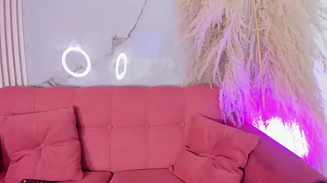 ailynBlaze online show from 11, 9, 2025