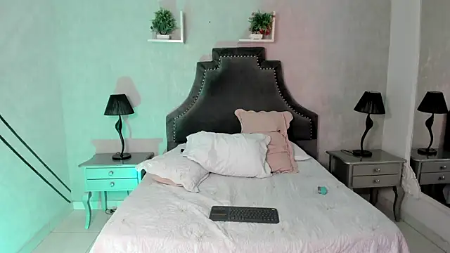 ailynBlaze online show from 21, 3, 2025