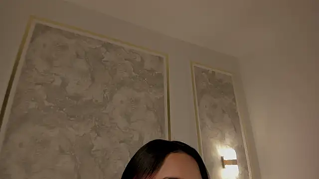 victoria18x online show from 7, 11, 2025