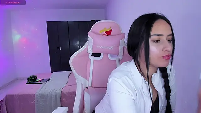 Snapshot of Tinylottie chatting on 28, 2, 2026 Tinylottie online show from 28, 2, 2026