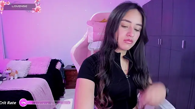 Tinylottie online show from 7, 10, 2025