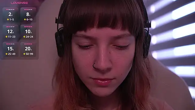 Snapshot of juliapie chatting on 27, 10, 2025 juliapie online show from 27, 10, 2025