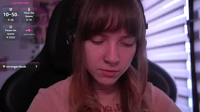 Snapshot of juliapie chatting on 17, 12, 2025 juliapie online show from 17, 12, 2025